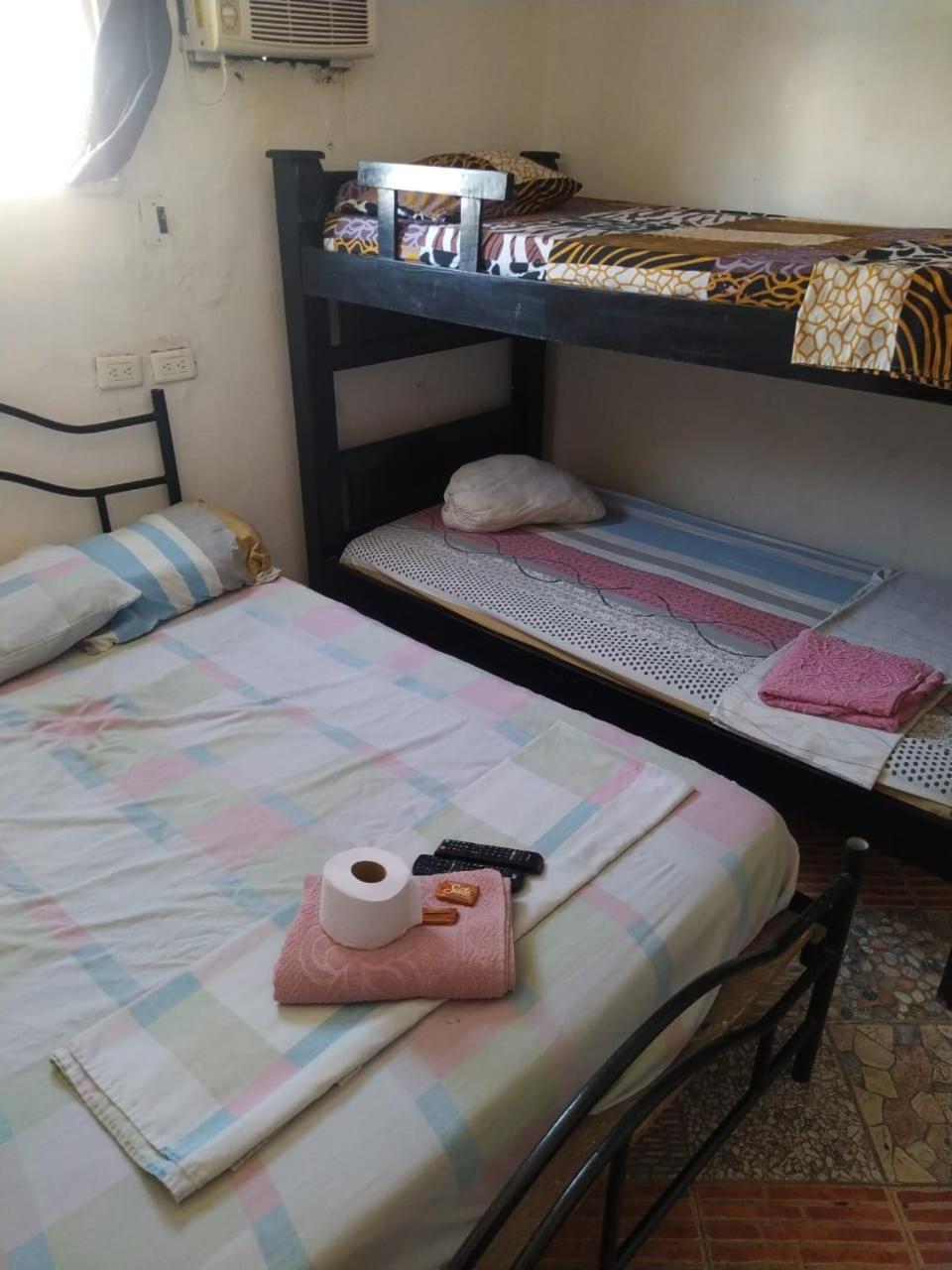 Hostal #10-33 Cartagena Buitenkant foto